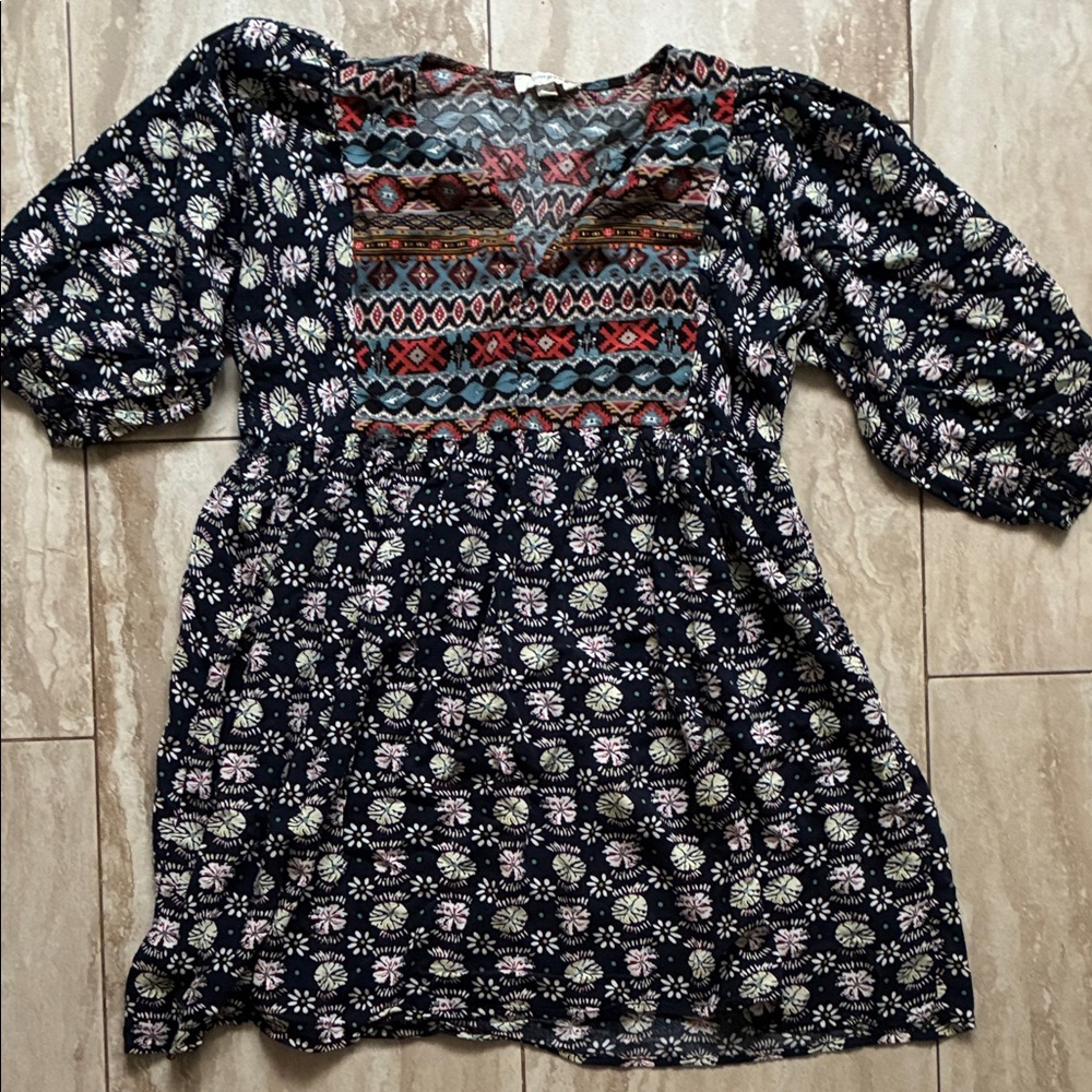 Umgee Navy and Red Patterned Women's Top